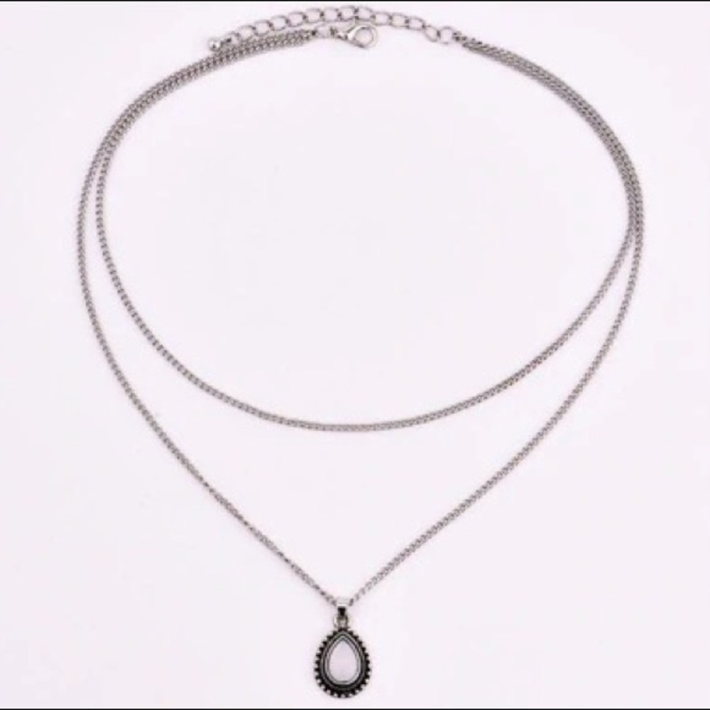 Vintage Layered Stone Pendant Necklace - Picture 2 of 3